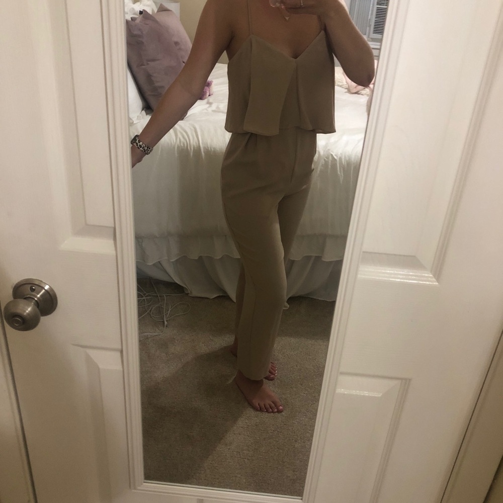 Jumpsuit - Picture 5 of 6